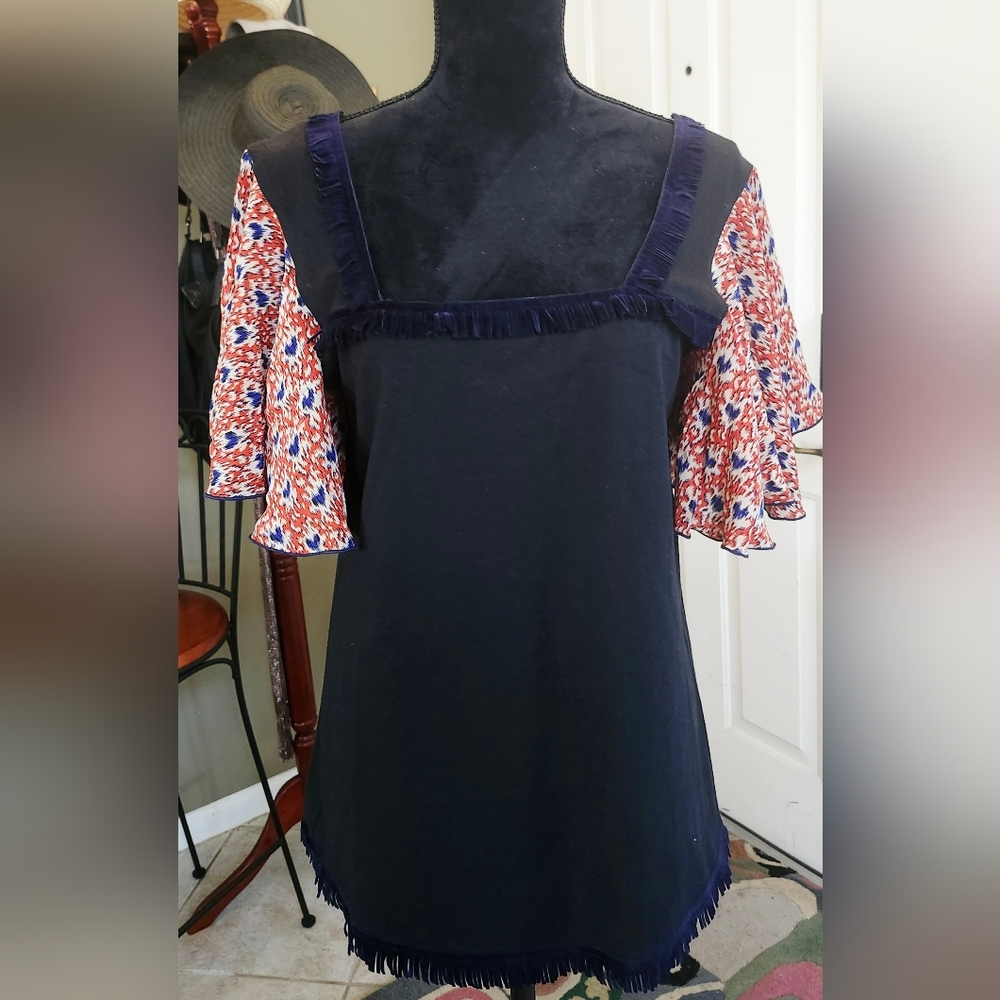 ANNA SUI design Top Navy with silk ,printed sleeves Size M/L